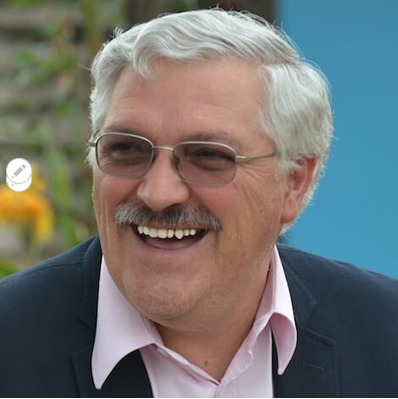 Julián de Zubiría Samper, cofundador del Instituto Alberto Merani