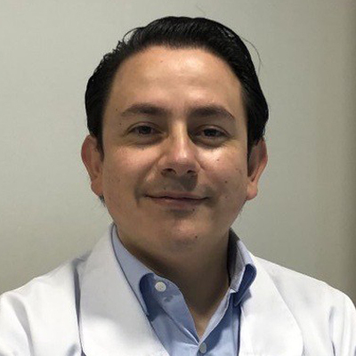 Dr. Leonardo Bautista, médico internista y hematólogo